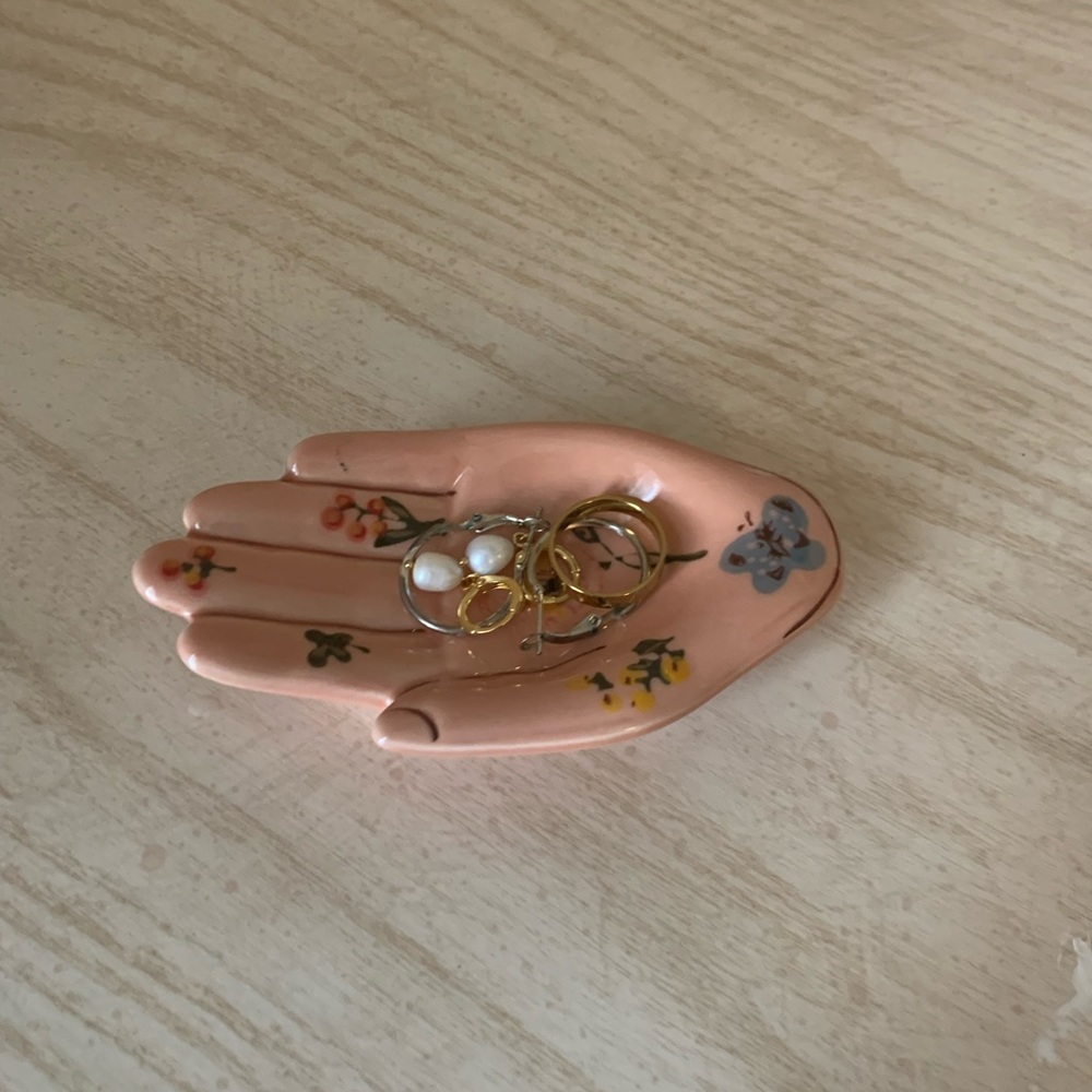 jewelry holder